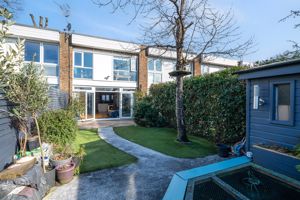 Photo 23- click for photo gallery